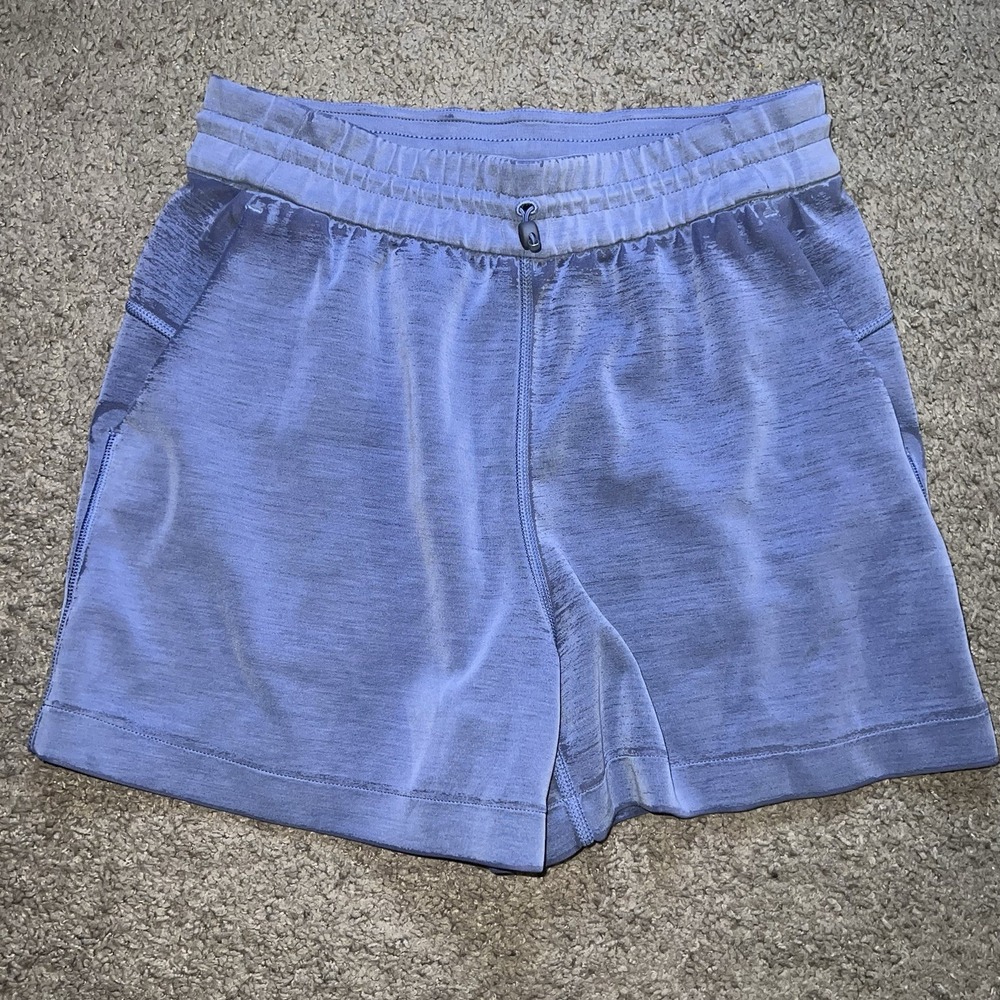 Lululemon Softstreme Shorts Blue‎ Stretch  Size 6 Drawstring